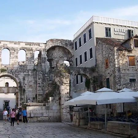 Borna And Franko Centre 斯普利特