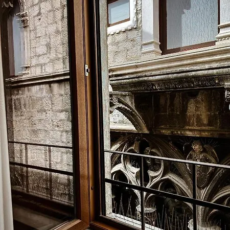 Borna And Franko Centre Apartment Split