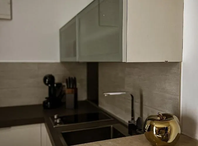 Borna And Franko Centre * スプリト