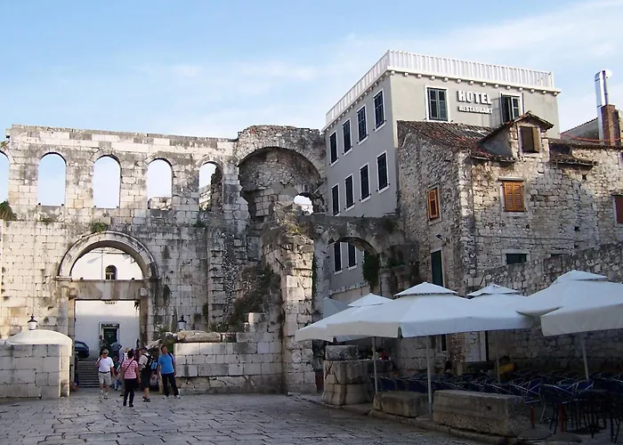 Borna And Franko Centre スプリト